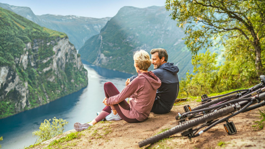 AC 042743 TIF-jpegLarge